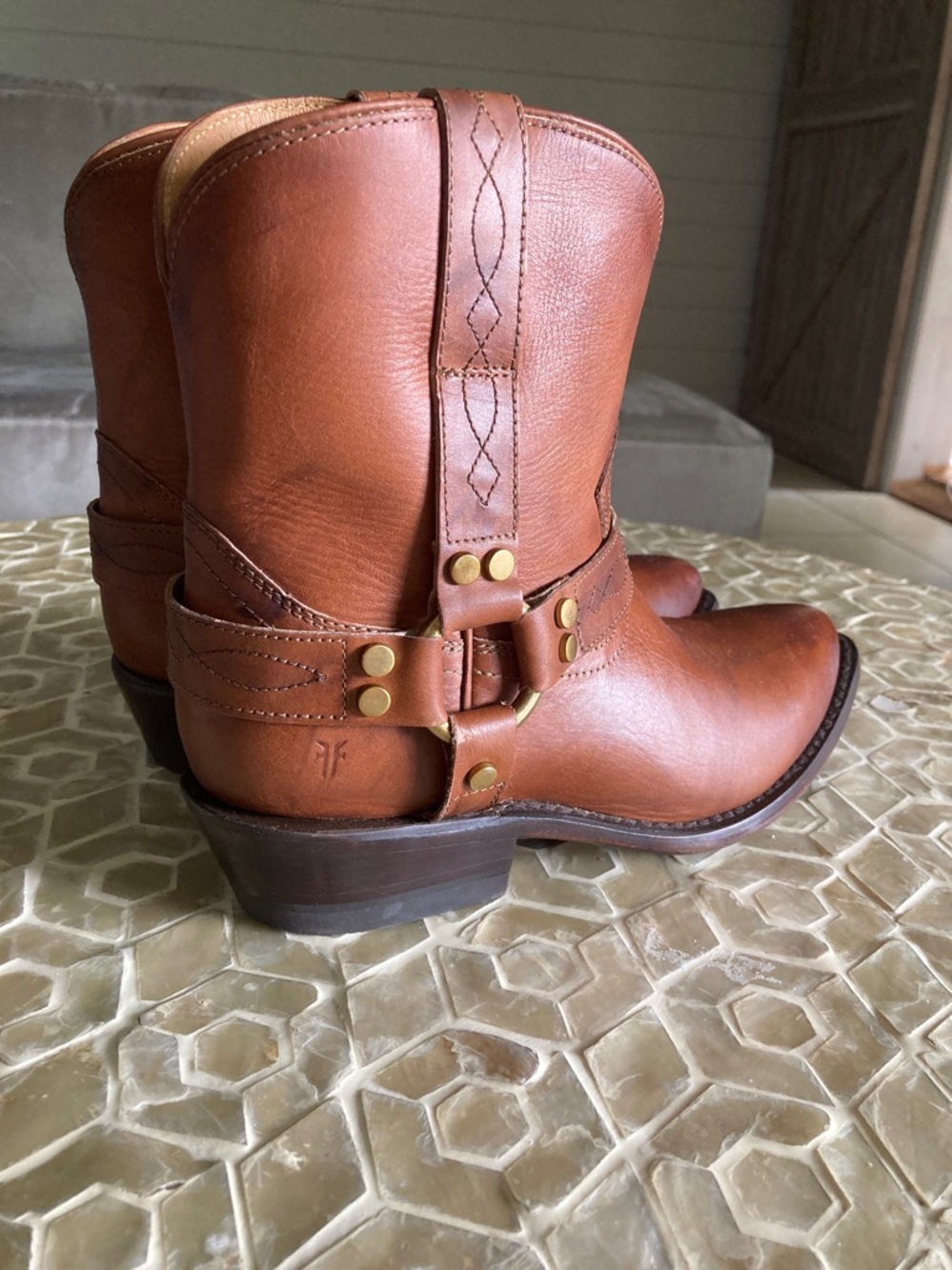 NEW!  Frye Women’s Billy Harness Bootie in ‘Saddle’ (9) - Picture 3 of 13